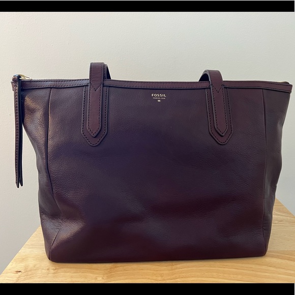 Fossil Sydney Tote in Rum Color - Picture 2 of 13